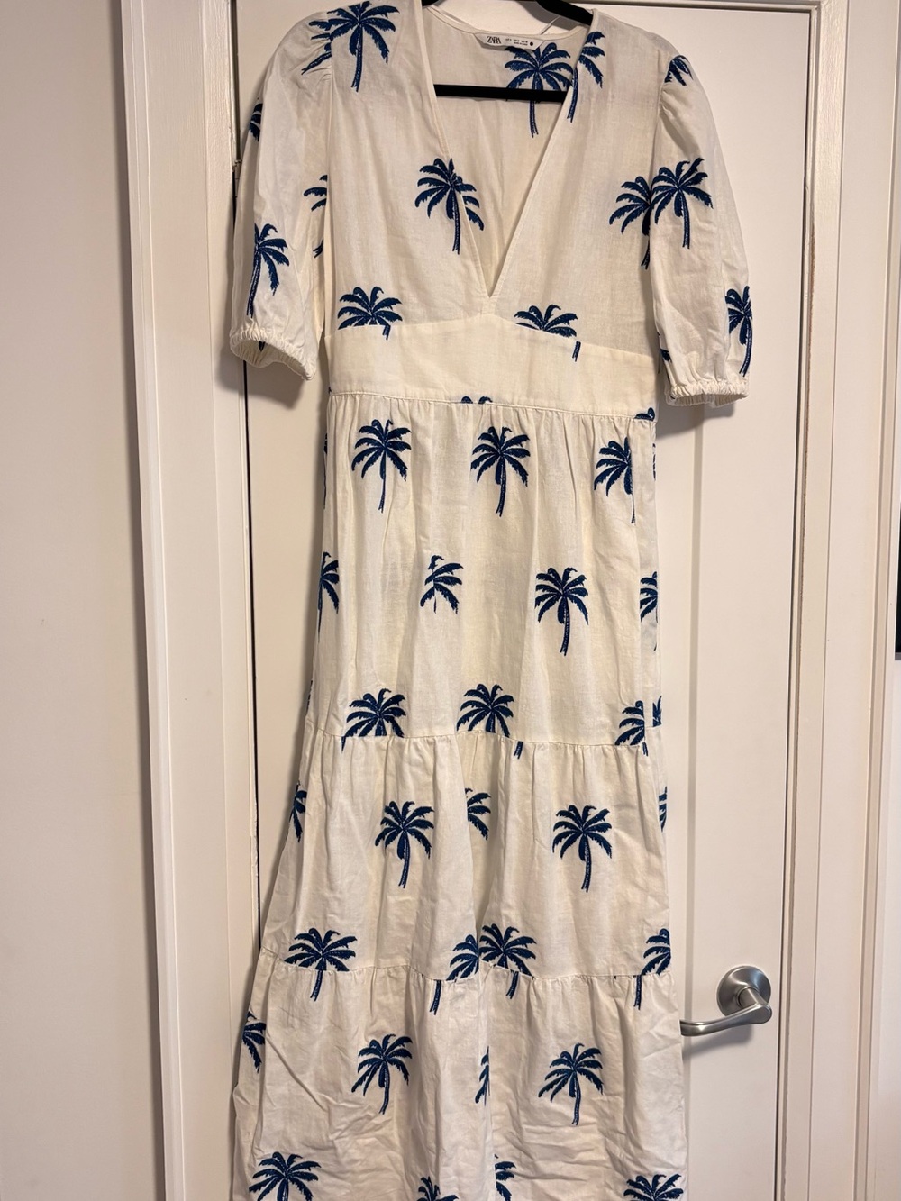 Zara White Midi Dress with Navy Palm Tree Print - S
